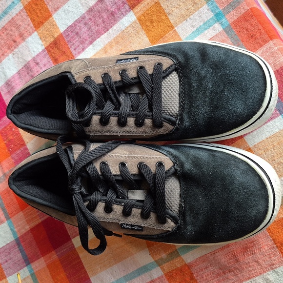 Maui and Sons Other - Maui & Sons Skate Shoes Mens 10.5 Black/Tan